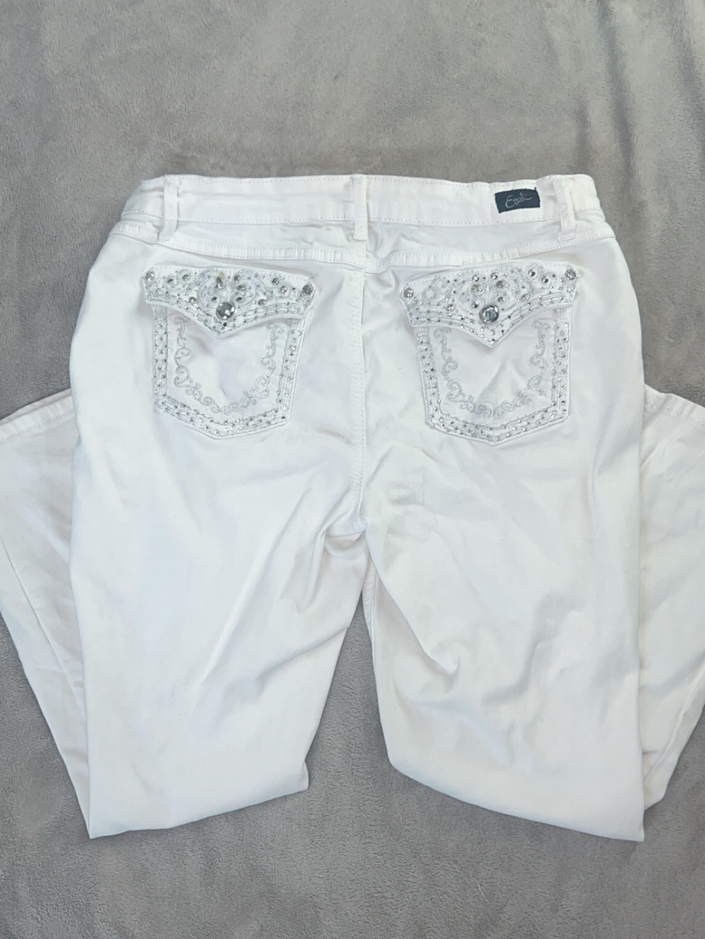 Earl Jeans Women's White Skinny Jeans with Embellished Back Pockets